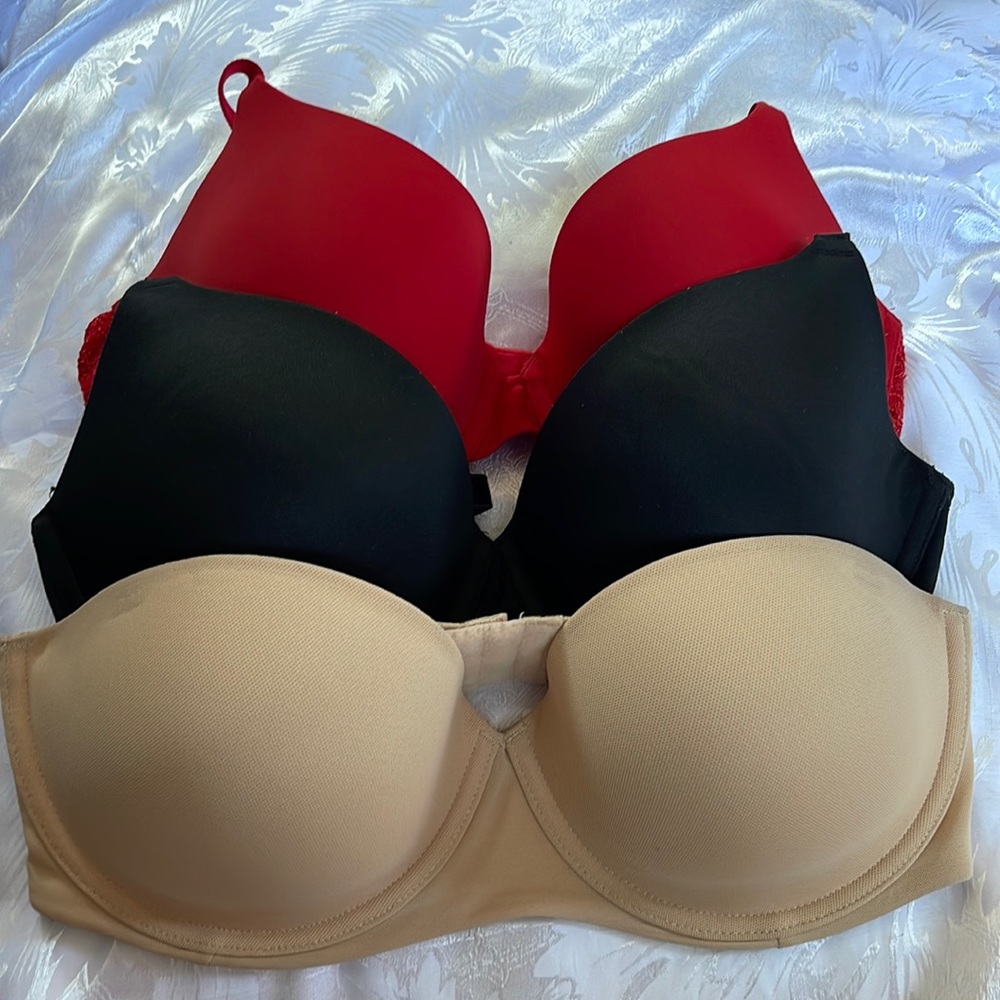 3 bra bundle.